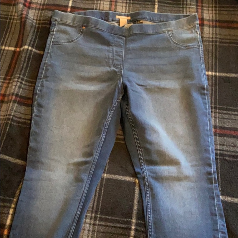 New without tags H&M’s jeans